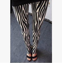 Load image into Gallery viewer, Camouflage Leggings - TATOOP
