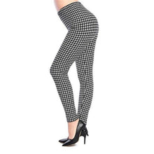 Load image into Gallery viewer, Camouflage Leggings - TATOOP
