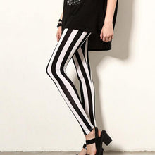 Load image into Gallery viewer, Camouflage Leggings - TATOOP
